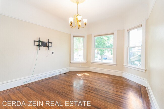 Building Photo - 3 br, 2.5 bath House - 2159 CLINTON AVE