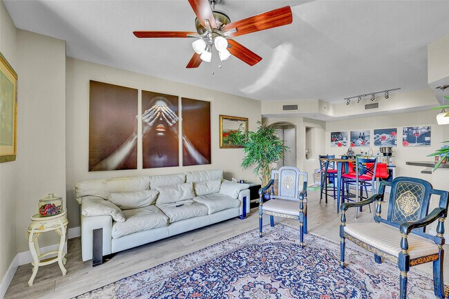 Foto del edificio - 110 N Federal Hwy