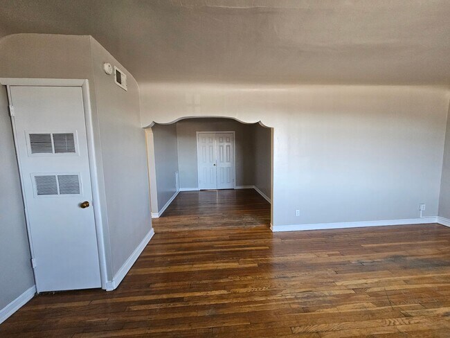Building Photo - Charming Home in Central El Paso