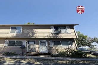 Building Photo - 7899 York St