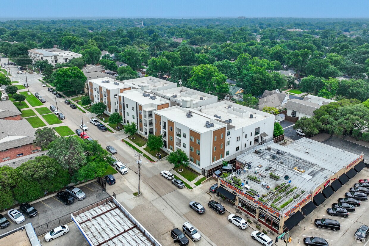 Aerial Photo - Greenwood Flats