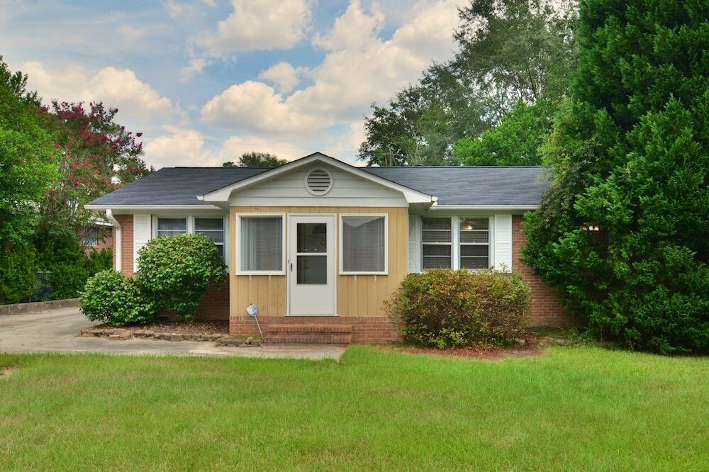 1610 S. Beltline Blvd Columbia SC 29205 House for Rent in Columbia, SC