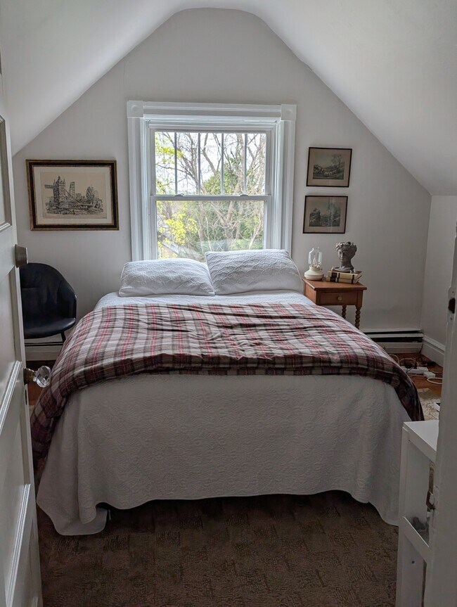 Dormitorio 3 - 42 Hidden St