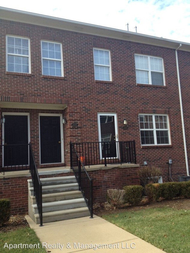 Primary Photo - 43109 Burlington Dr