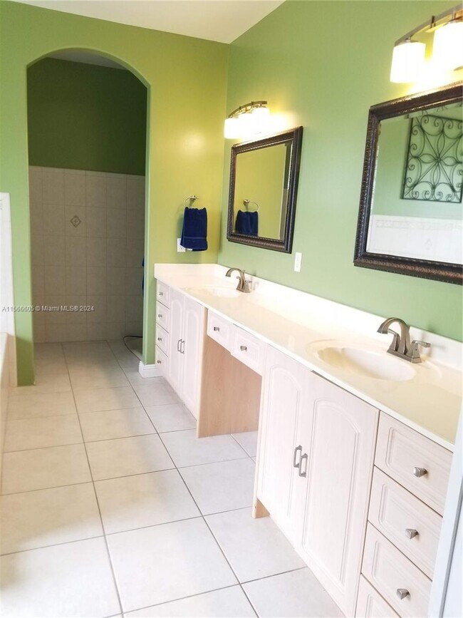 Foto del edificio - 6215 SW 56th St