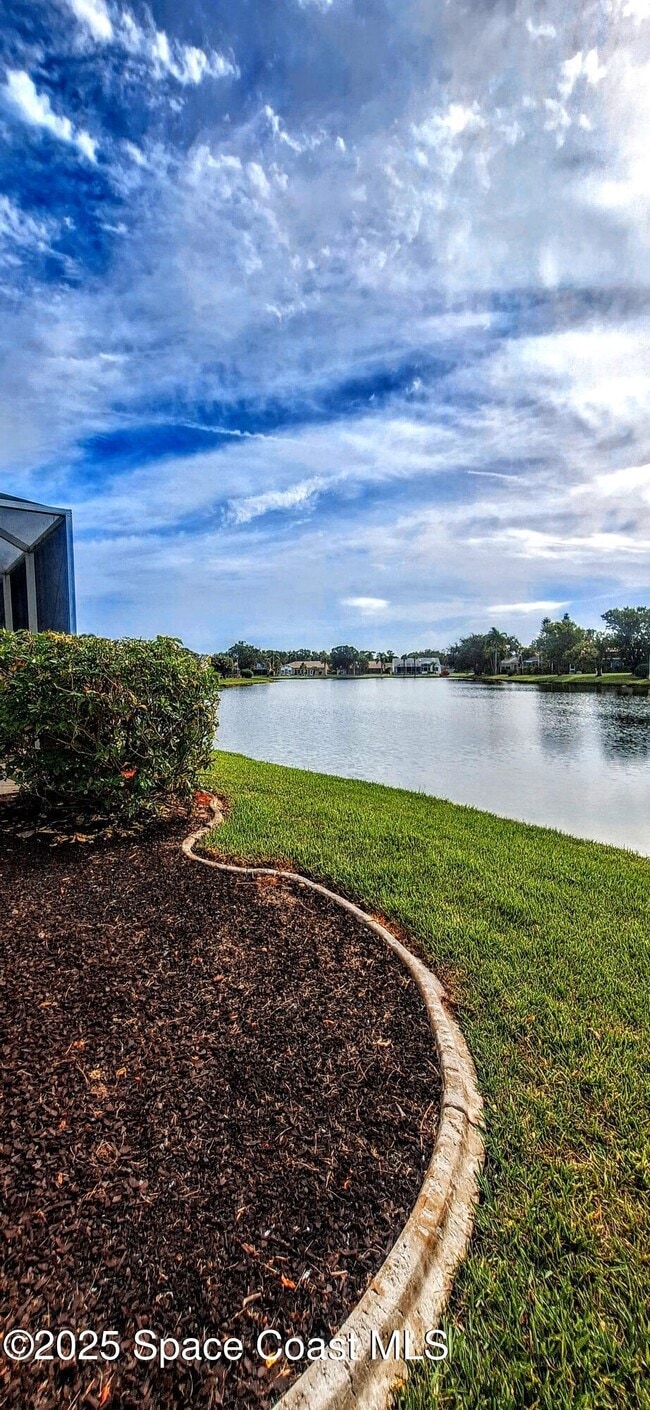 Building Photo - 1032 Fieldstone Dr