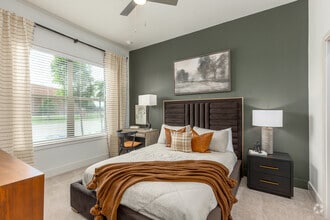 2BR, 2BA - 1,055SF | B1 - Bedroom - The Mill Old Town