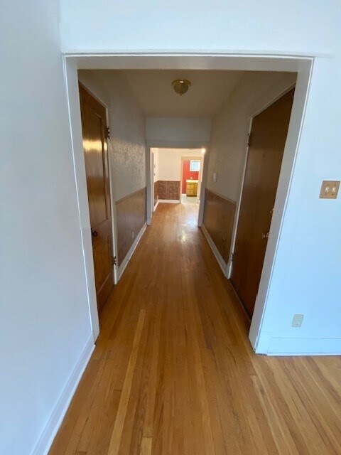 Pasillo - 2057 w birchwood ave