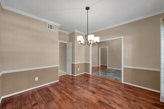 Building Photo - 30118 Bashaw Dr