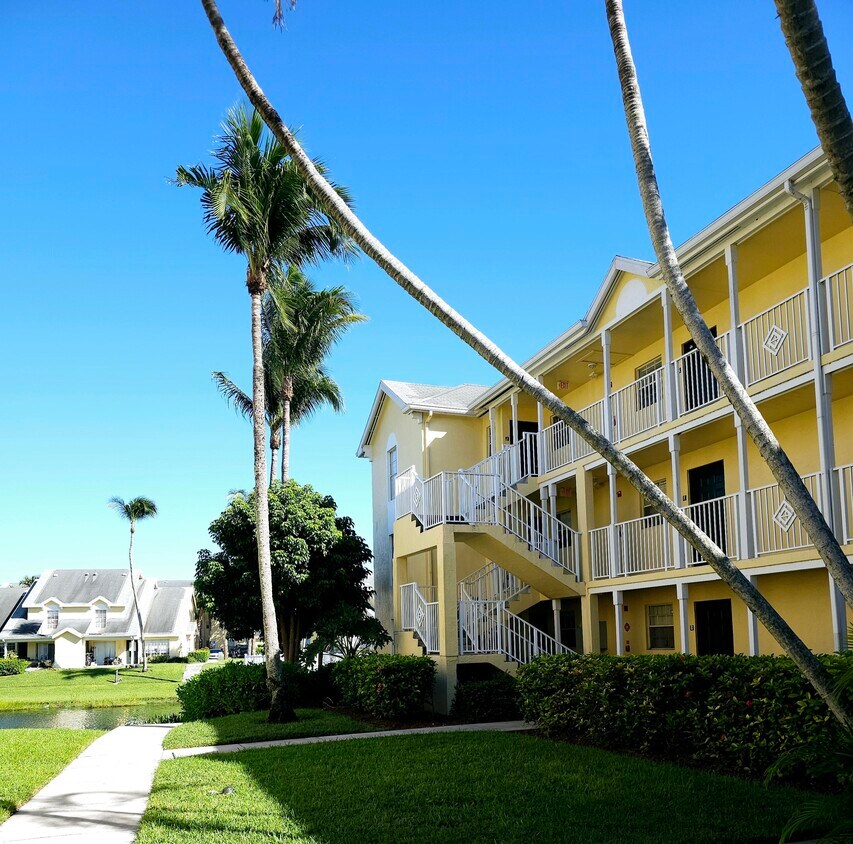 Foto principal - 6315 La Costa Dr