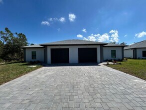 Building Photo - 1112 Bismarck Rd