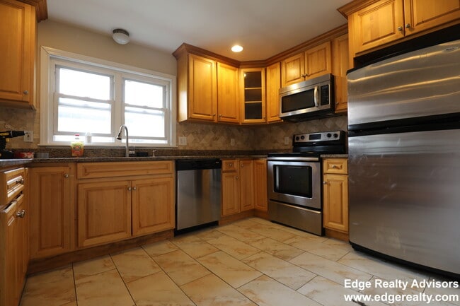 Photo - 20 Cummings Rd Apartment