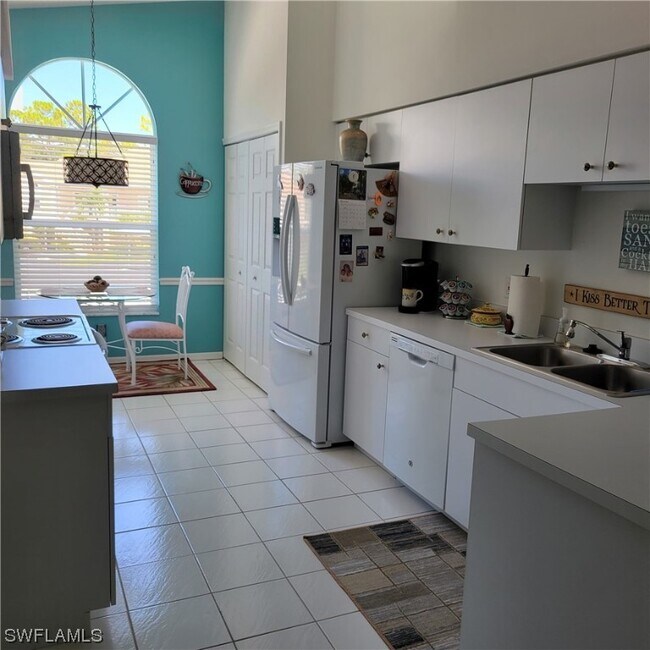 Building Photo - 28920 Bermuda Pointe Cir