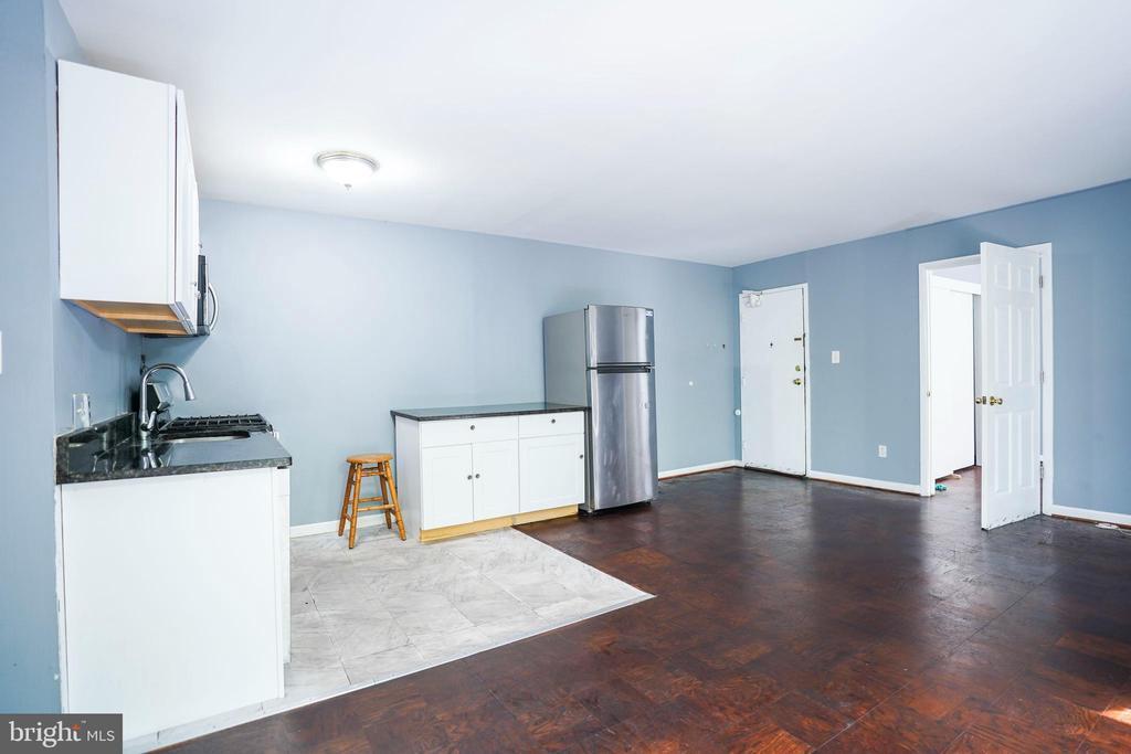 Foto principal - 4251 Americana Dr