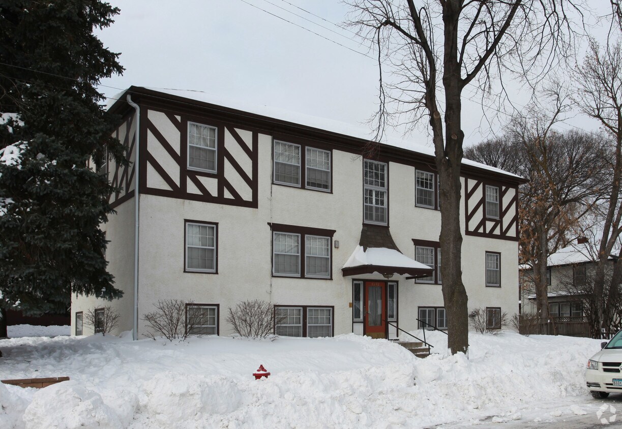 Building Photo - 4148 38th Ave S
