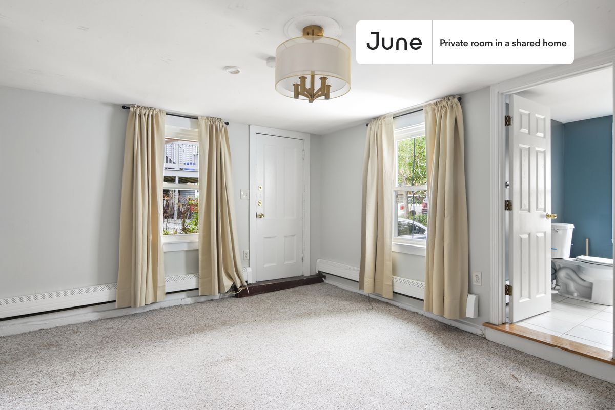 Private bedroom in 4 bed/2.5 bath Home - Private bedroom in 4 bed/2.5 bath Home