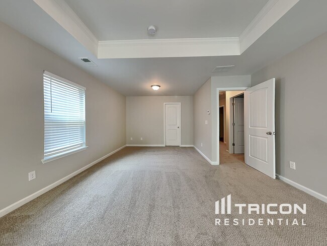 Building Photo - 4474 Ravenwood Drive Union City GA