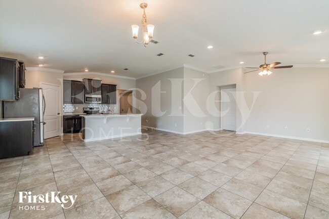 Building Photo - 10126 Andean Fox Dr