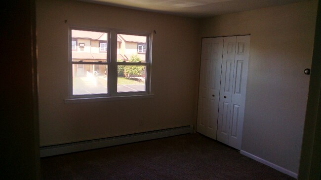 Foto del edificio - 2405 Walnut Ridge Dr