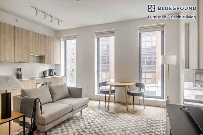 Building Photo - 545 Vanderbilt Ave