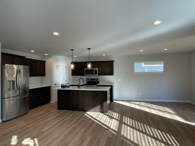Foto del edificio - 5809 Sanctuary Dr