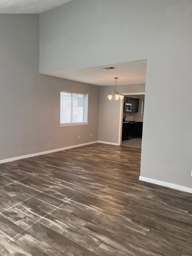 Foto del edificio - 10227 Autumn Meadow Ln