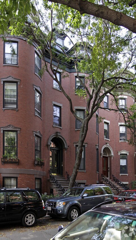 Building Photo - 20 Upton St