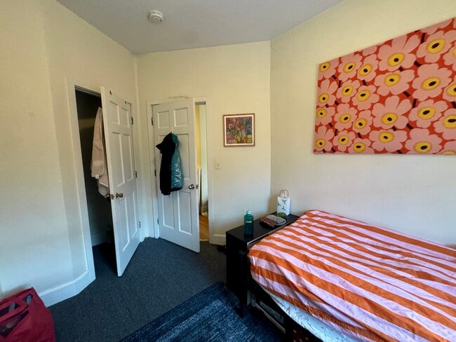 Foto del edificio - 616 Columbus Ave