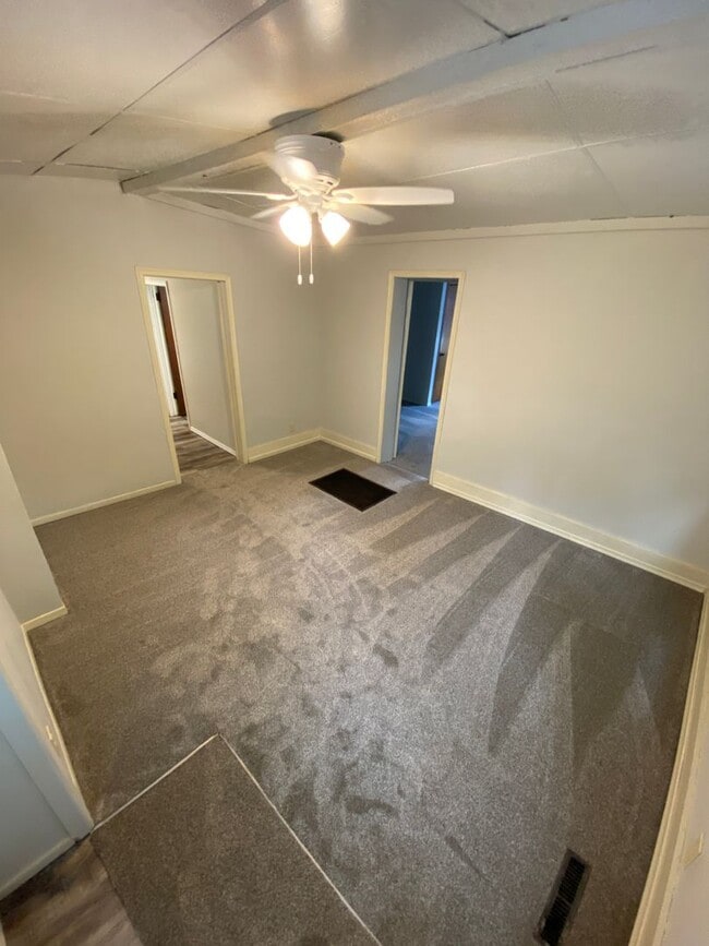 Building Photo - 603 1st St SW