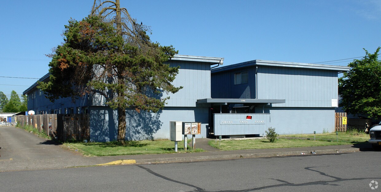 Building Photo - Shade Tree Court
