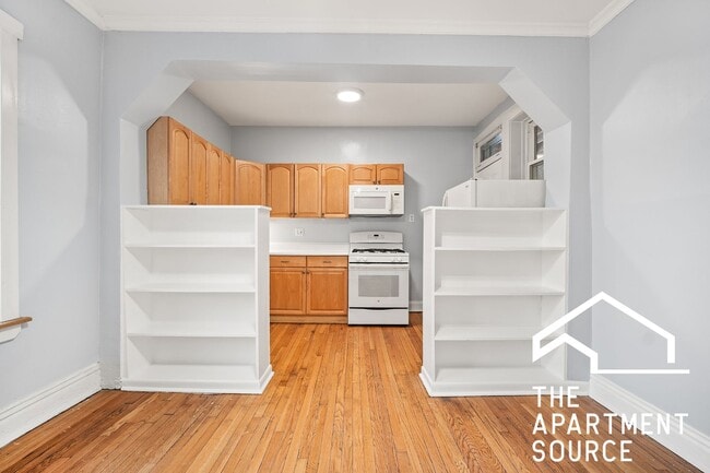 Foto del edificio - 2611 N Dayton St