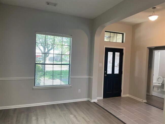 Building Photo - 301 Cedar Branch Dr