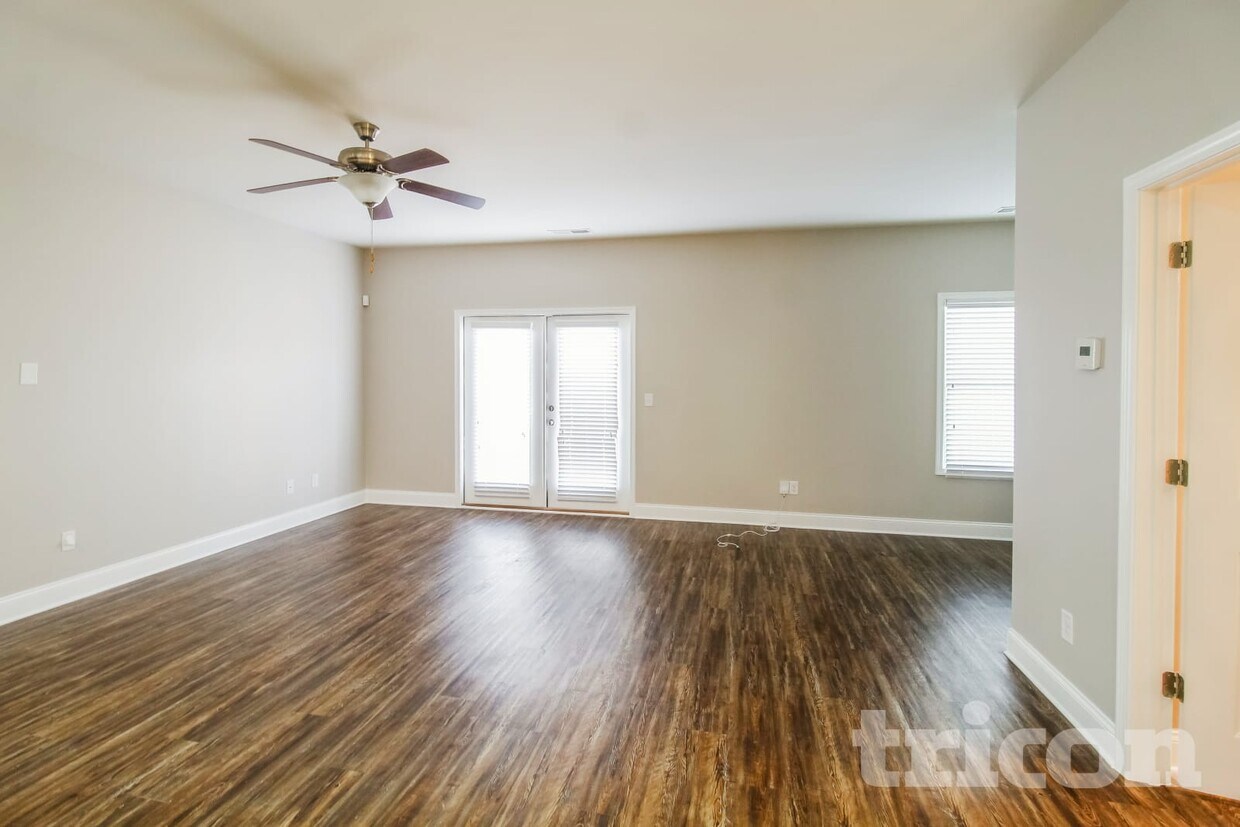 Foto principal - 528 Trickum Hill Dr