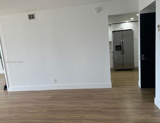 Foto del edificio - 20301 W Country Club Dr