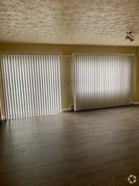 Building Photo - 839 Merlin Loop
