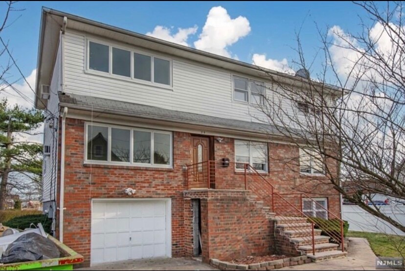 Foto principal - 25 Maple St