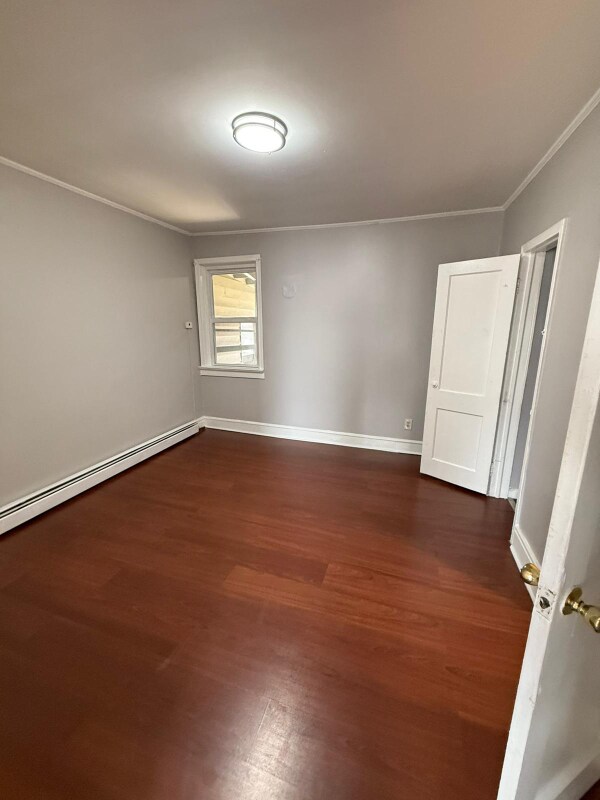 Building Photo - 315 E Jersey St