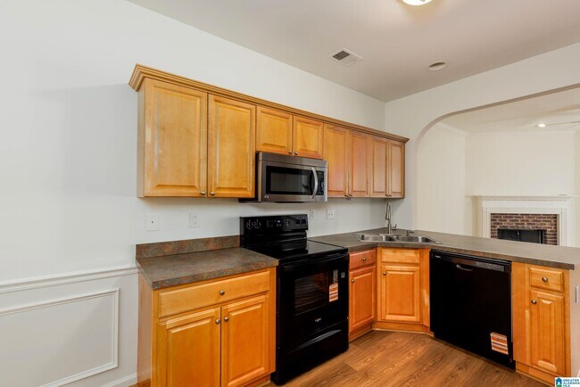 Foto del edificio - 2332 Ridgemont Dr