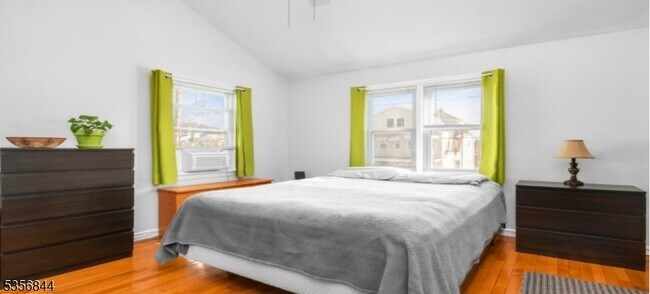 Foto del edificio - 248 Spruce St