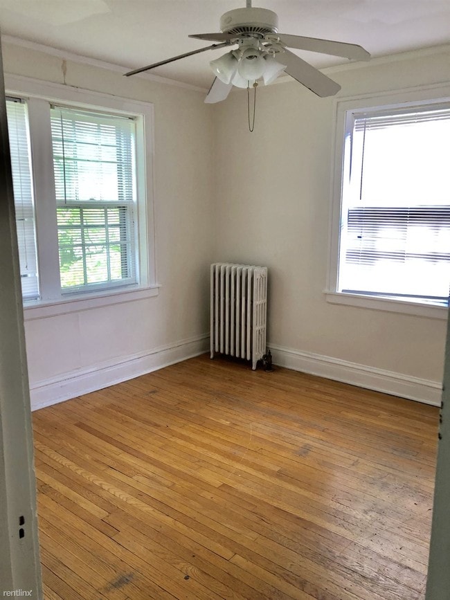 Building Photo - 1 br, 1 bath Apartment - 1301 Ridgeland Ave