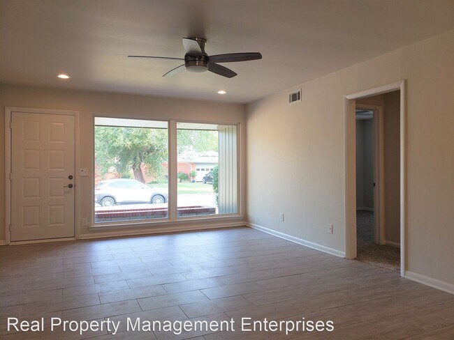 Foto del edificio - 3 br, 1.5 bath House - 2828 Manchester Dr