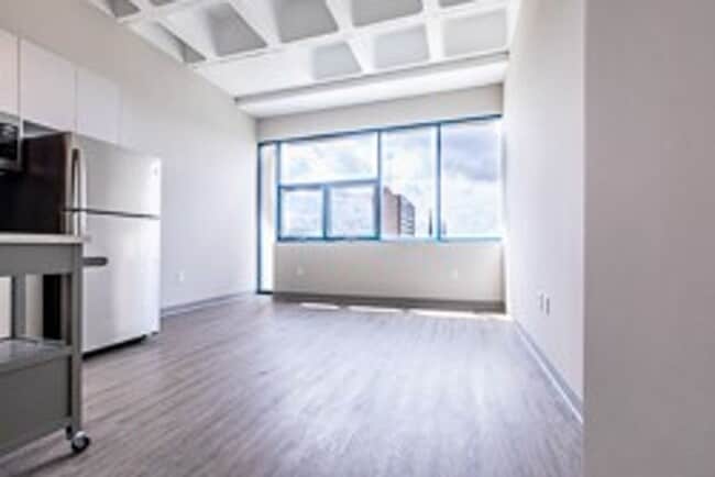 Interior Photo - 735 West by 3L Living