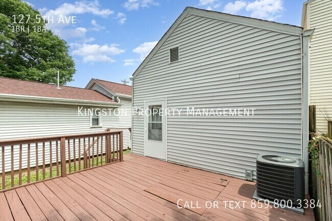 Foto del edificio - 127 5th Ave