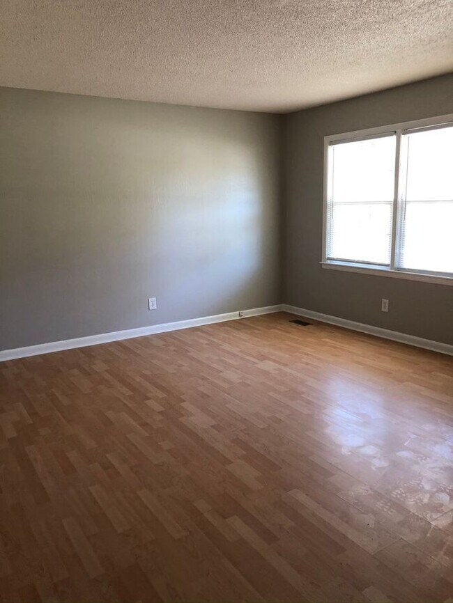 Building Photo - 874 Bedrock Drive, Fayetteville ~~ Near Ft...