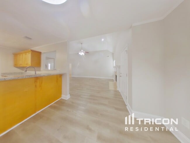 Foto del edificio - 175 Saddle Ln