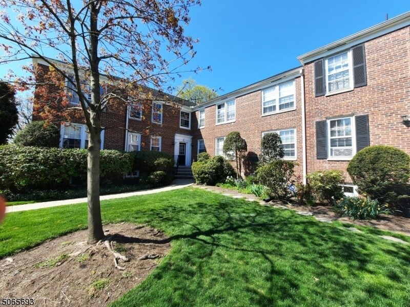 101 Gates Ave Unit C003, Montclair, NJ 07042 Condo for Rent in