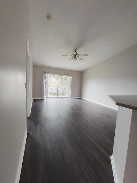 Photo - 4536 Oak Terrace Dr Townhome