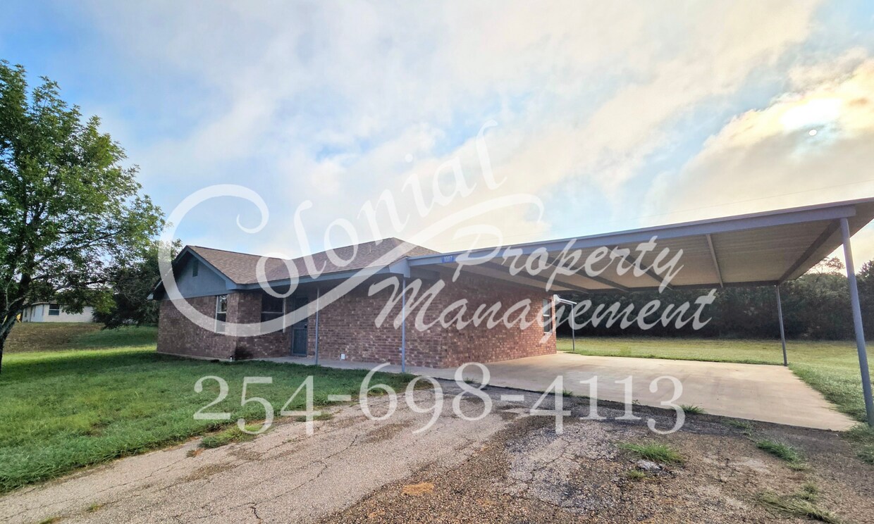 Foto principal - NEW IN MANAGEMENT - AVAILABLE NOW!