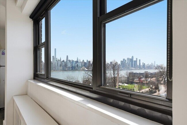 Foto del edificio - 6515 JFK Blvd E