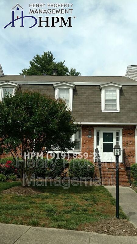 Building Photo - 903 Hampshire Ct
